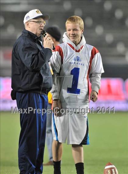 Thumbnail 3 in Del Oro vs. Helix (CIF State D2 Final) photogallery.