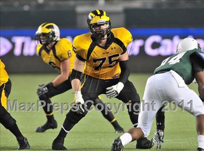 Thumbnail 3 in Del Oro vs. Helix (CIF State D2 Final) photogallery.