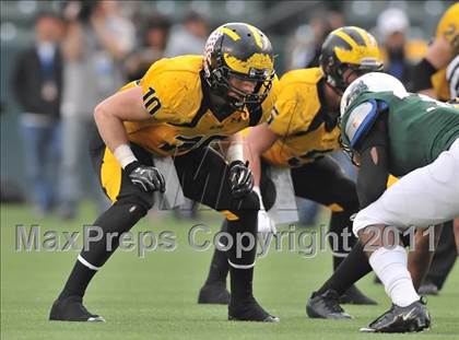 Thumbnail 3 in Del Oro vs. Helix (CIF State D2 Final) photogallery.