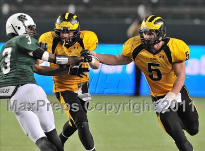 Thumbnail 2 in Del Oro vs. Helix (CIF State D2 Final) photogallery.