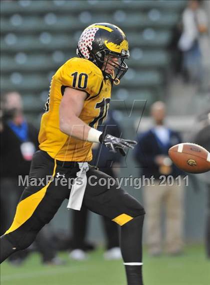 Thumbnail 1 in Del Oro vs. Helix (CIF State D2 Final) photogallery.