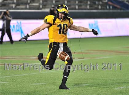 Thumbnail 2 in Del Oro vs. Helix (CIF State D2 Final) photogallery.