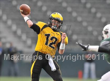 Thumbnail 3 in Del Oro vs. Helix (CIF State D2 Final) photogallery.
