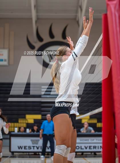 Thumbnail 1 in Bishop's @ Westview photogallery.