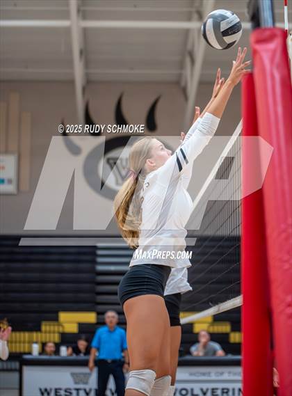 Thumbnail 2 in Bishop's @ Westview photogallery.