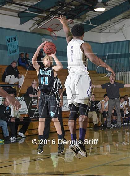 Thumbnail 3 in Franklin vs. Deer Valley (Adidas Challenge) photogallery.