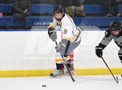 Thumbnail 2 in Xavier vs. Simsbury (Carrano Cup Semifinal) photogallery.