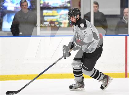 Thumbnail 1 in Xavier vs. Simsbury (Carrano Cup Semifinal) photogallery.