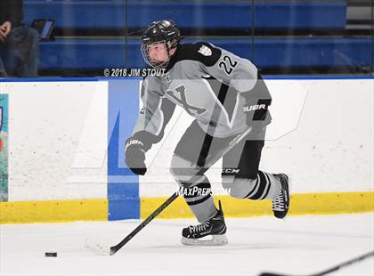 Thumbnail 1 in Xavier vs. Simsbury (Carrano Cup Semifinal) photogallery.