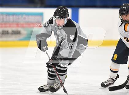 Thumbnail 3 in Xavier vs. Simsbury (Carrano Cup Semifinal) photogallery.