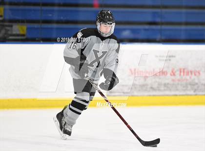 Thumbnail 1 in Xavier vs. Simsbury (Carrano Cup Semifinal) photogallery.