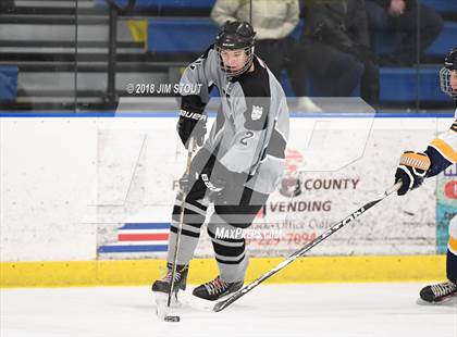 Thumbnail 1 in Xavier vs. Simsbury (Carrano Cup Semifinal) photogallery.