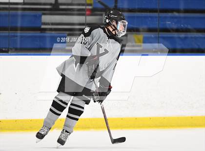 Thumbnail 1 in Xavier vs. Simsbury (Carrano Cup Semifinal) photogallery.