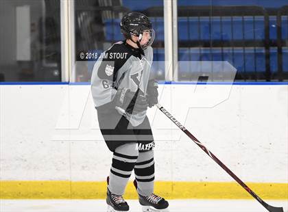 Thumbnail 3 in Xavier vs. Simsbury (Carrano Cup Semifinal) photogallery.