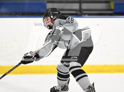 Thumbnail 1 in Xavier vs. Simsbury (Carrano Cup Semifinal) photogallery.