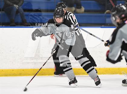 Thumbnail 3 in Xavier vs. Simsbury (Carrano Cup Semifinal) photogallery.
