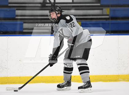 Thumbnail 3 in Xavier vs. Simsbury (Carrano Cup Semifinal) photogallery.