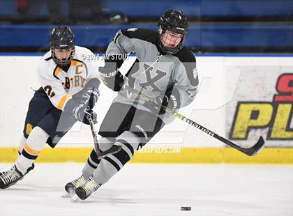 Thumbnail 3 in Xavier vs. Simsbury (Carrano Cup Semifinal) photogallery.