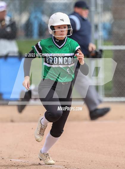 Thumbnail 3 in Blackfoot vs Vallivue (IHSAA 4A State Tournament) photogallery.