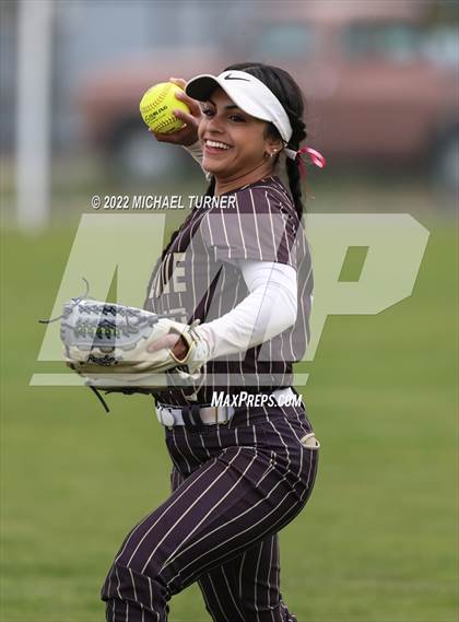 Thumbnail 3 in Blackfoot vs Vallivue (IHSAA 4A State Tournament) photogallery.