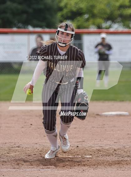 Thumbnail 3 in Blackfoot vs Vallivue (IHSAA 4A State Tournament) photogallery.