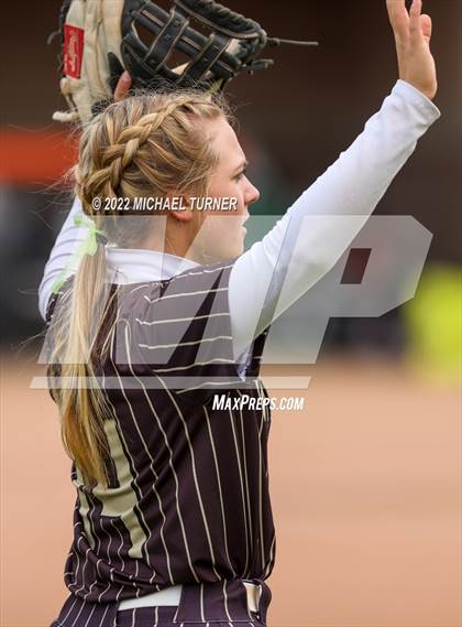 Thumbnail 3 in Blackfoot vs Vallivue (IHSAA 4A State Tournament) photogallery.