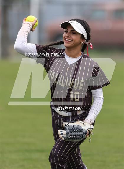 Thumbnail 1 in Blackfoot vs Vallivue (IHSAA 4A State Tournament) photogallery.