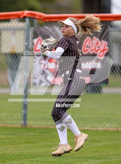 Thumbnail 1 in Blackfoot vs Vallivue (IHSAA 4A State Tournament) photogallery.