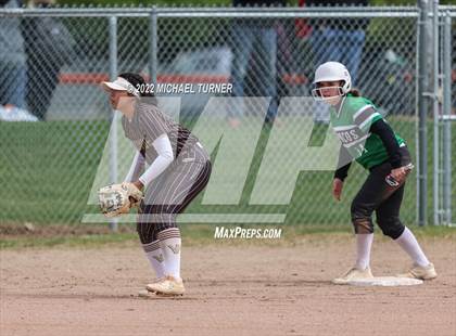 Thumbnail 2 in Blackfoot vs Vallivue (IHSAA 4A State Tournament) photogallery.