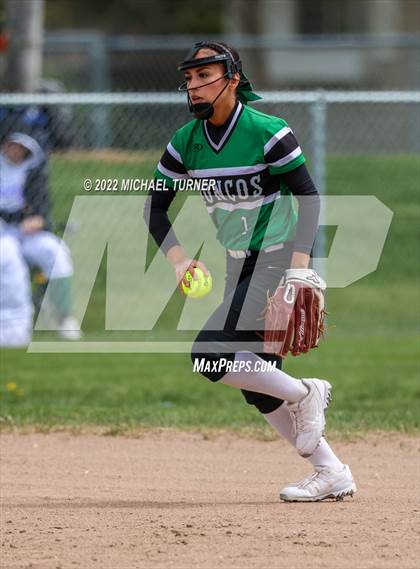 Thumbnail 3 in Blackfoot vs Vallivue (IHSAA 4A State Tournament) photogallery.