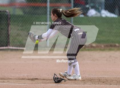 Thumbnail 3 in Blackfoot vs Vallivue (IHSAA 4A State Tournament) photogallery.