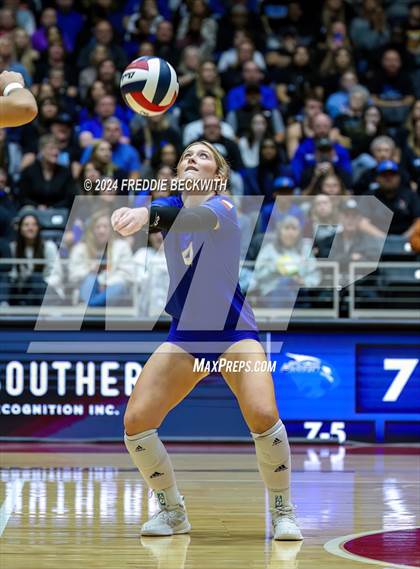 Thumbnail 3 in Byron Nelson vs. Stratford (UIL 6A Volleyball Division II Final) photogallery.