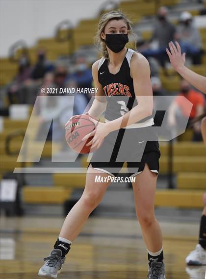 Thumbnail 2 in Erie vs. Green Mountain photogallery.