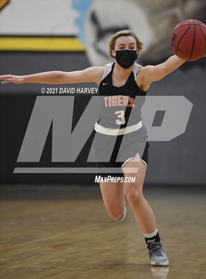 Thumbnail 3 in Erie vs. Green Mountain photogallery.