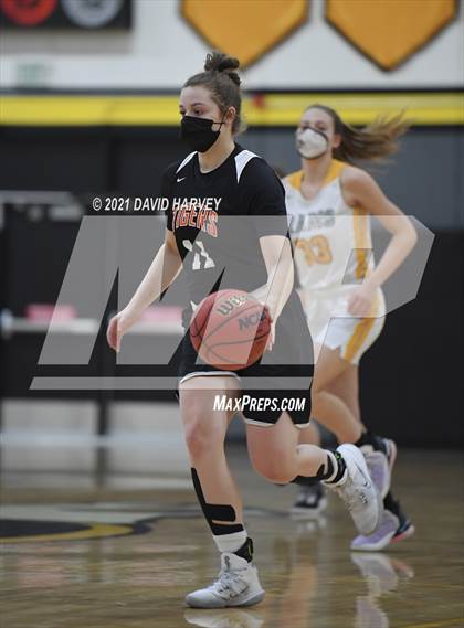 Thumbnail 1 in Erie vs. Green Mountain photogallery.