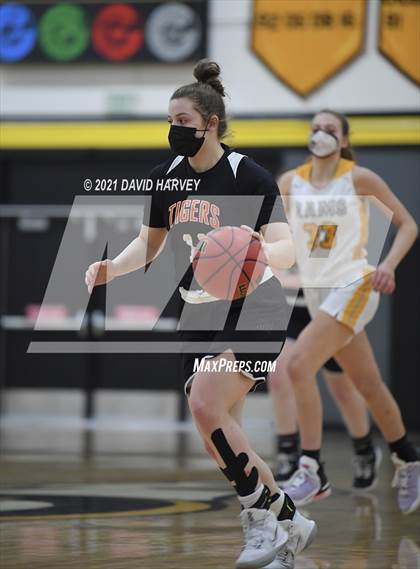 Thumbnail 2 in Erie vs. Green Mountain photogallery.