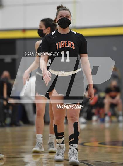 Thumbnail 3 in Erie vs. Green Mountain photogallery.