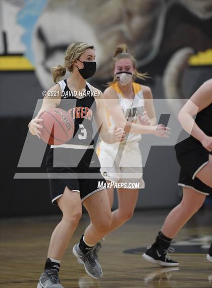 Thumbnail 1 in Erie vs. Green Mountain photogallery.