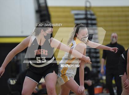 Thumbnail 1 in Erie vs. Green Mountain photogallery.