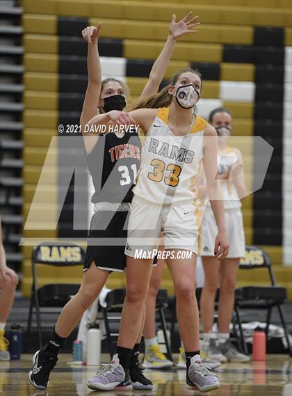 Thumbnail 2 in Erie vs. Green Mountain photogallery.