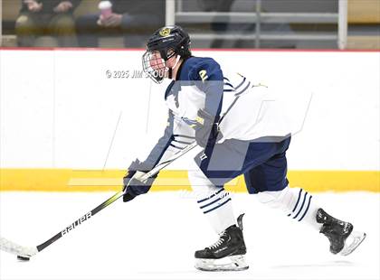 Thumbnail 2 in Kent vs. Trinity-Pawling (Avon Christmas Classic 7th Place) photogallery.