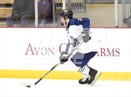 Thumbnail 1 in Kent vs. Trinity-Pawling (Avon Christmas Classic 7th Place) photogallery.
