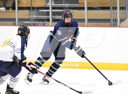 Thumbnail 2 in Kent vs. Trinity-Pawling (Avon Christmas Classic 7th Place) photogallery.