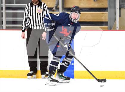 Thumbnail 2 in Kent vs. Trinity-Pawling (Avon Christmas Classic 7th Place) photogallery.