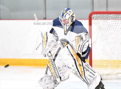 Thumbnail 3 in Kent vs. Trinity-Pawling (Avon Christmas Classic 7th Place) photogallery.