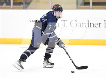 Thumbnail 2 in Kent vs. Trinity-Pawling (Avon Christmas Classic 7th Place) photogallery.