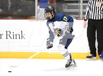 Thumbnail 1 in Kent vs. Trinity-Pawling (Avon Christmas Classic 7th Place) photogallery.