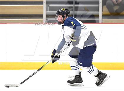 Thumbnail 1 in Kent vs. Trinity-Pawling (Avon Christmas Classic 7th Place) photogallery.