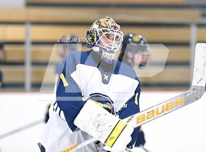 Thumbnail 3 in Kent vs. Trinity-Pawling (Avon Christmas Classic 7th Place) photogallery.