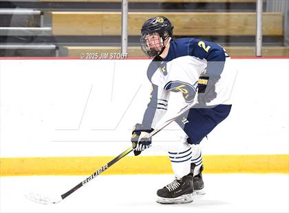 Thumbnail 2 in Kent vs. Trinity-Pawling (Avon Christmas Classic 7th Place) photogallery.